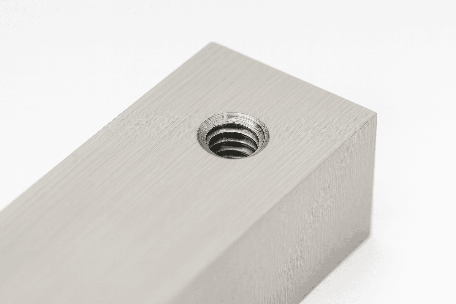 Thread milling on a CNC